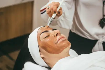 Soin du visage professionnel à domicile à Montélimar - hydratation et anti-âge